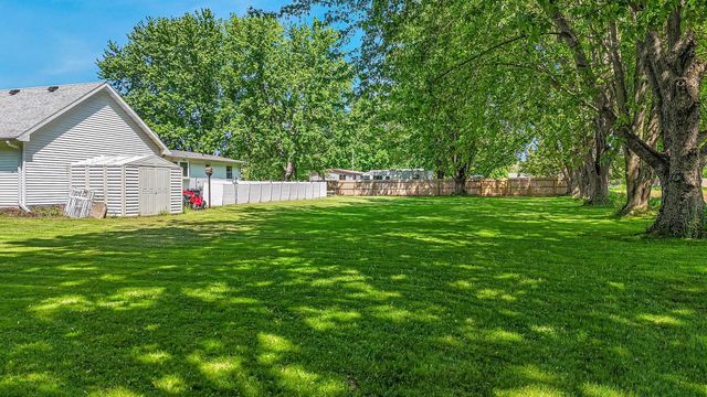 N8053 HICKORY ROAD, Bear Creek, WI 54922