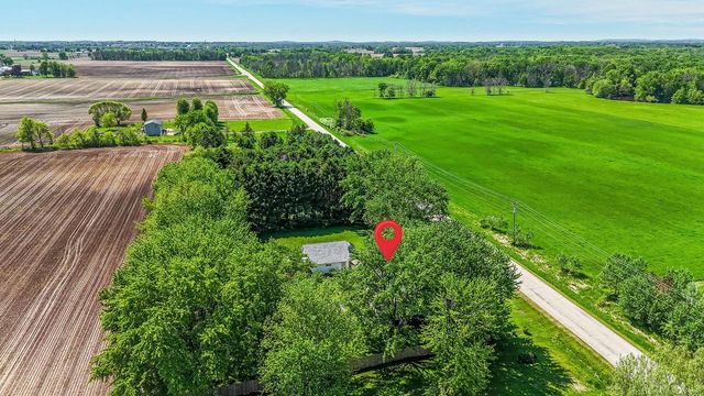 N8053 HICKORY ROAD, Bear Creek, WI 54922