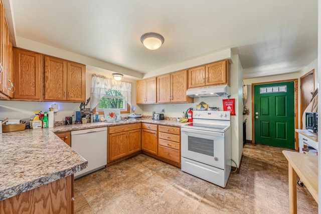 N8053 HICKORY ROAD, Bear Creek, WI 54922