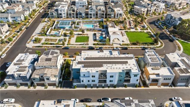 187 Biome 187, Irvine, CA 92618