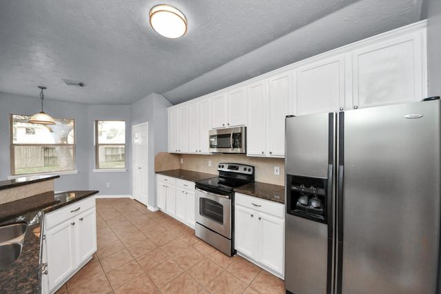 9711 Andrews Lane, Missouri City, TX 77459