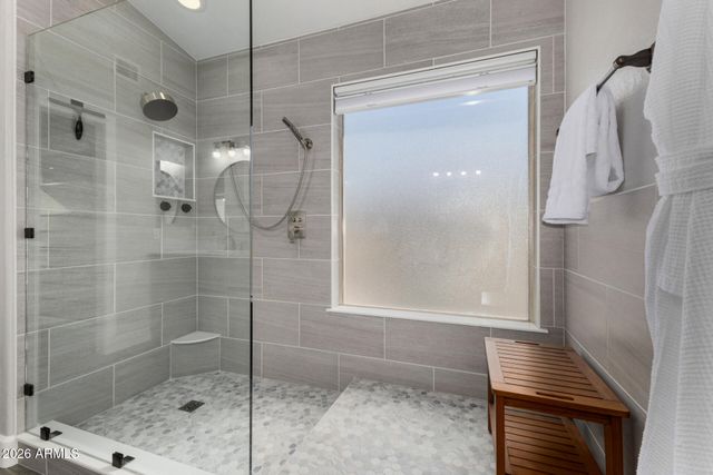 1021 W HEARNE Way, Gilbert, AZ 85233