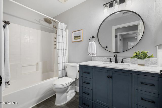 1021 W HEARNE Way, Gilbert, AZ 85233