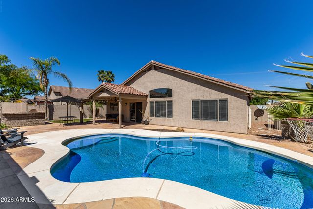 1021 W HEARNE Way, Gilbert, AZ 85233