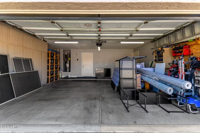 1021 W HEARNE Way, Gilbert, AZ 85233