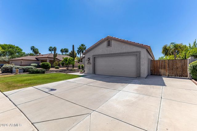1021 W HEARNE Way, Gilbert, AZ 85233