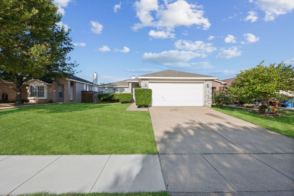 345 Port O Conner Drive, Little Elm, TX 75068