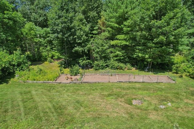 10 Sadler Road, Upton, MA 01568