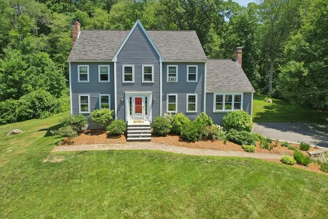 10 Sadler Road, Upton, MA 01568