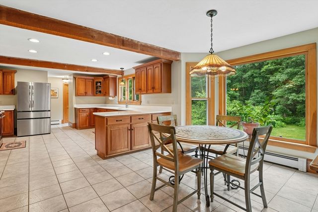 10 Sadler Road, Upton, MA 01568