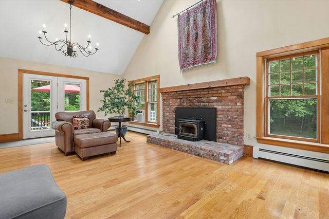 10 Sadler Road, Upton, MA 01568