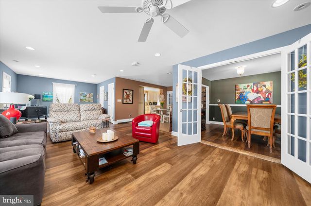 126 IVY ROCK LN, Havertown, PA 19083