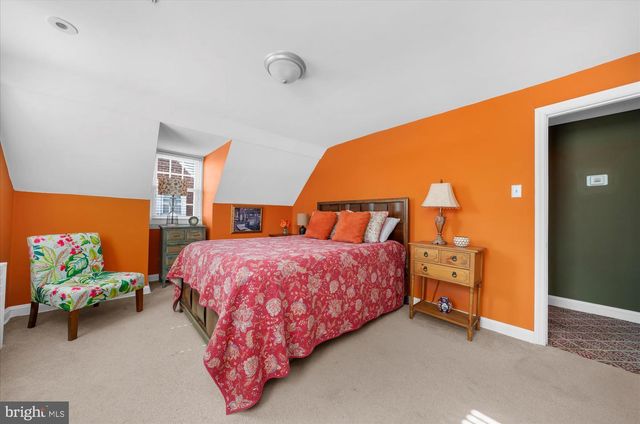 126 IVY ROCK LN, Havertown, PA 19083