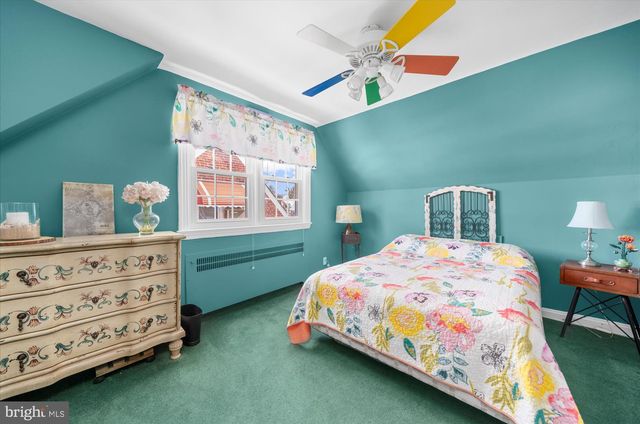 126 IVY ROCK LN, Havertown, PA 19083