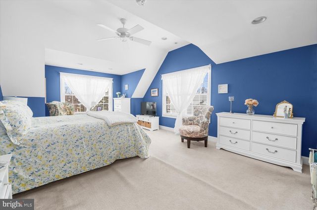 126 IVY ROCK LN, Havertown, PA 19083