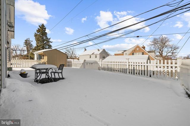 126 IVY ROCK LN, Havertown, PA 19083