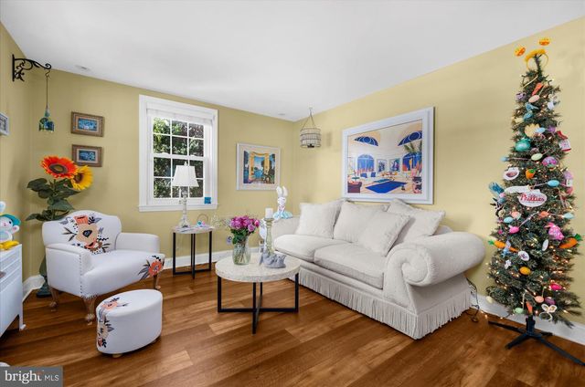 126 IVY ROCK LN, Havertown, PA 19083