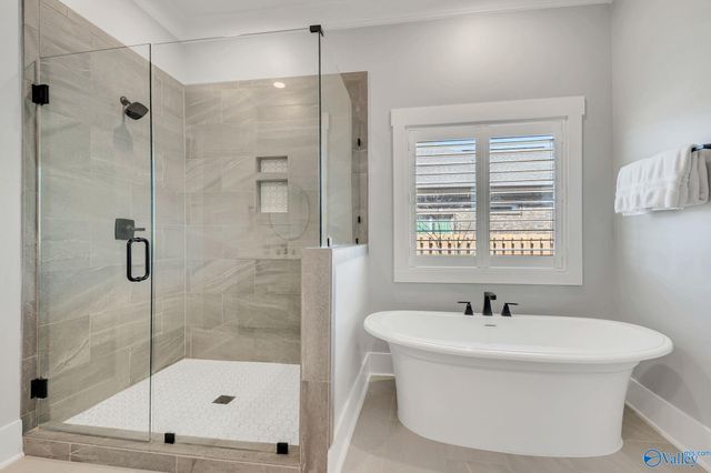 22723 Ansley Drive, Athens, AL 35613