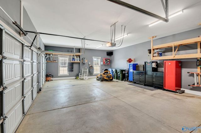 22723 Ansley Drive, Athens, AL 35613