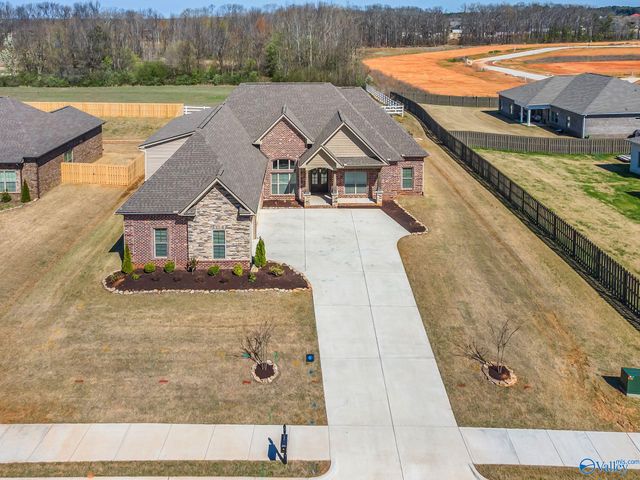 22723 Ansley Drive, Athens, AL 35613