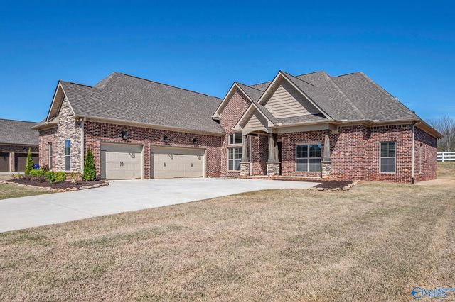 22723 Ansley Drive, Athens, AL 35613