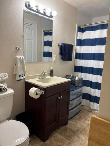 546 Westminister LN, Salem, VA 24153