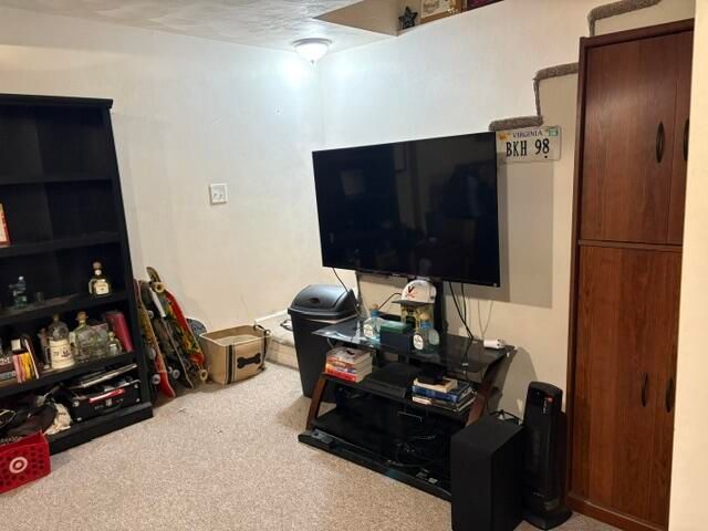 546 Westminister LN, Salem, VA 24153