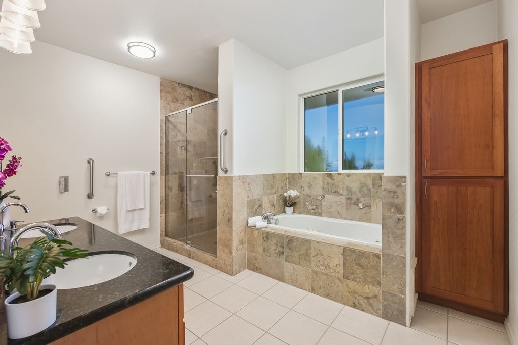 Image 14 of property listing at 56-771 KUALAPA PL, Hawi, HI 96719