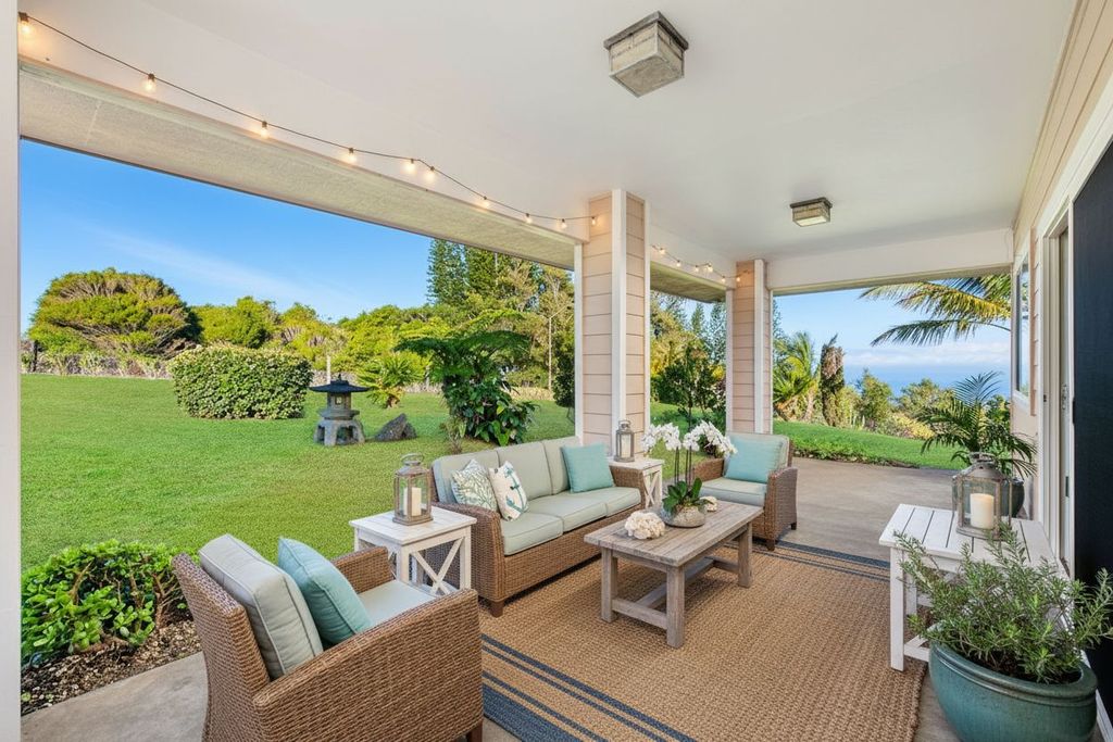 Image 3 of property listing at 56-771 KUALAPA PL, Hawi, HI 96719