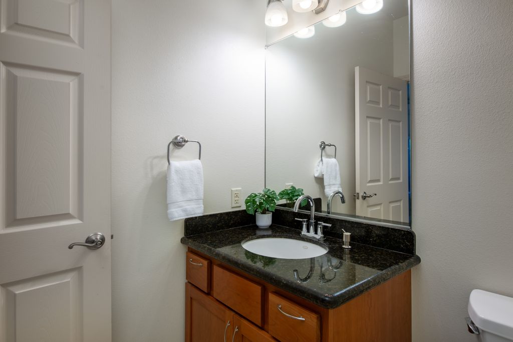 Image 21 of property listing at 56-771 KUALAPA PL, Hawi, HI 96719