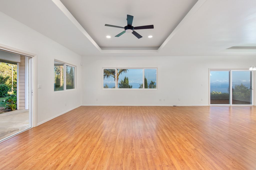 Image 6 of property listing at 56-771 KUALAPA PL, Hawi, HI 96719