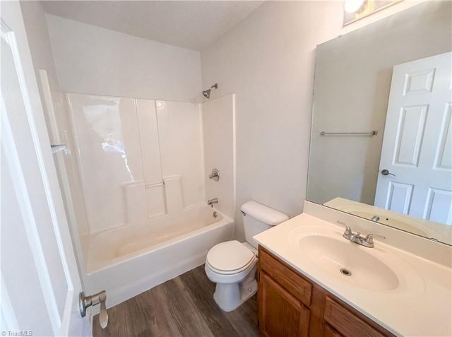 109 Briarcreek Drive, Winston-salem, NC 27107