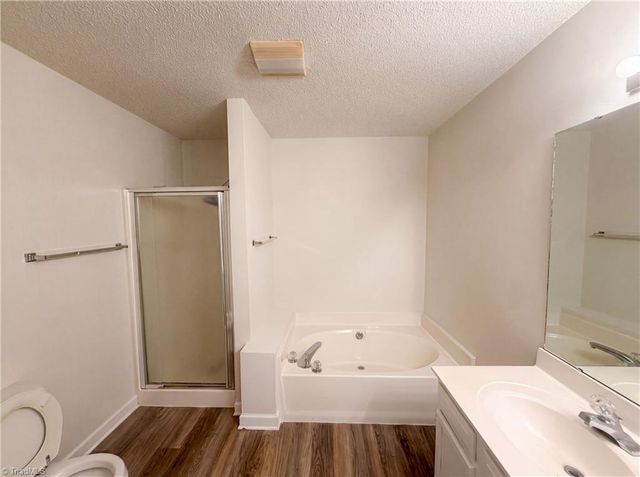 109 Briarcreek Drive, Winston-salem, NC 27107