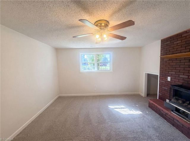 109 Briarcreek Drive, Winston-salem, NC 27107