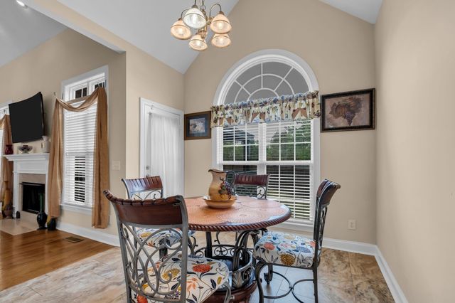 613 Regent Park Dr, Mount Juliet, TN 37122