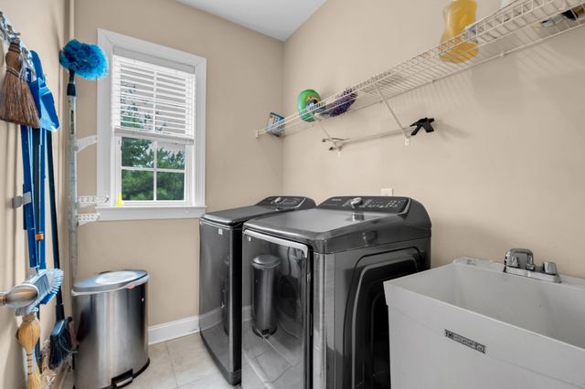 613 Regent Park Dr, Mount Juliet, TN 37122