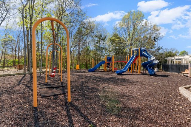 613 Regent Park Dr, Mount Juliet, TN 37122