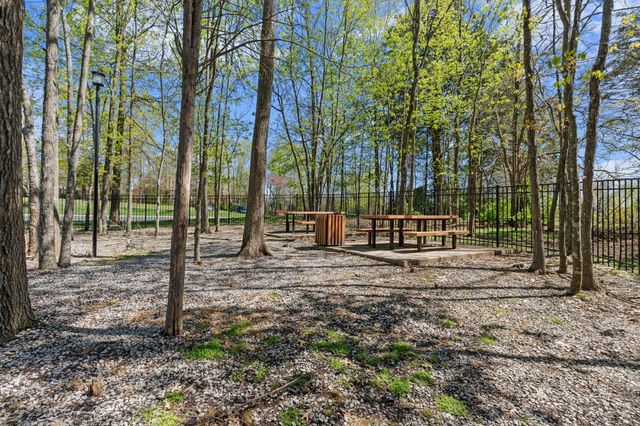613 Regent Park Dr, Mount Juliet, TN 37122