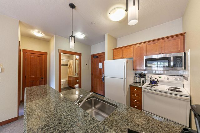 1985 Olympic Valley Rd Unit 418, Olympic Valley, CA 96146