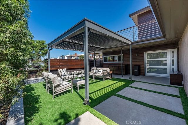 56 The Colonnade, Long Beach, CA 90803