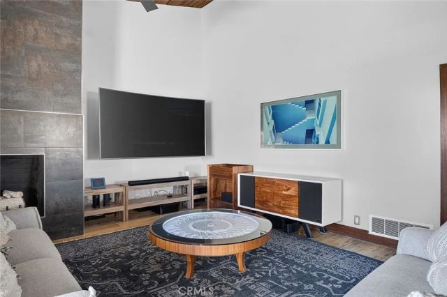 56 The Colonnade, Long Beach, CA 90803