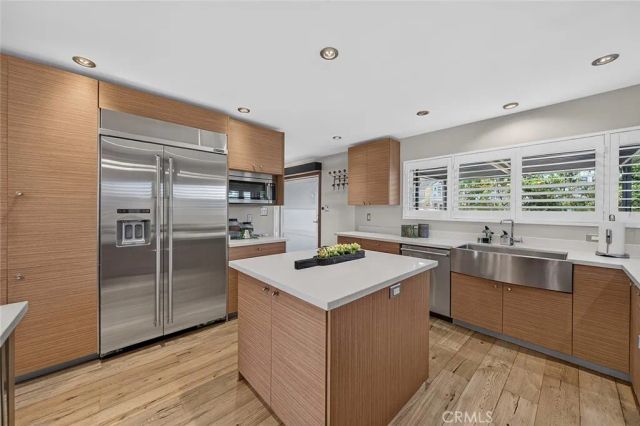 56 The Colonnade, Long Beach, CA 90803