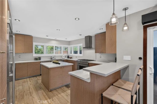 56 The Colonnade, Long Beach, CA 90803
