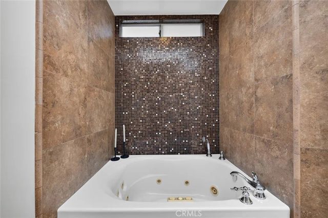 56 The Colonnade, Long Beach, CA 90803