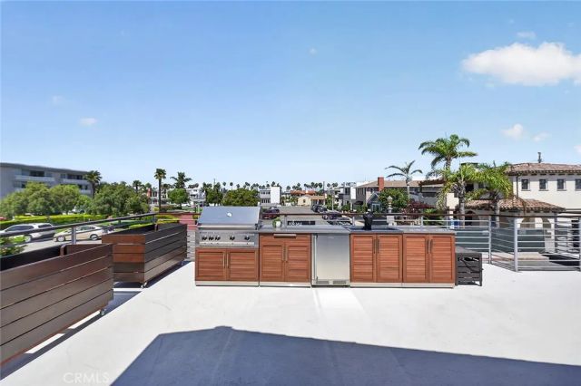 56 The Colonnade, Long Beach, CA 90803
