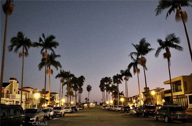 56 The Colonnade, Long Beach, CA 90803