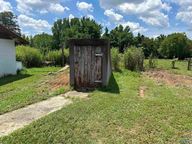 15648 Ham Road, Athens, AL 35611