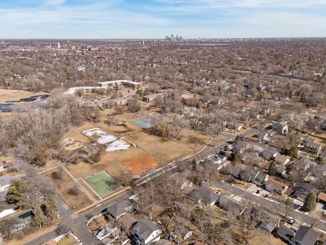 4500 Parkside Lane, Edina, MN 55436