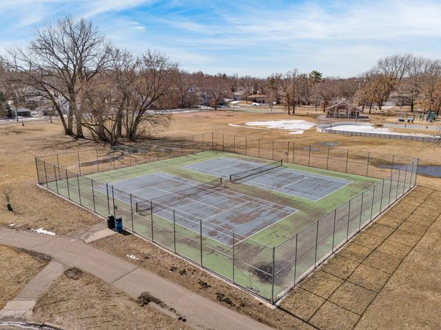 4500 Parkside Lane, Edina, MN 55436