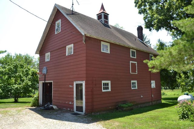 2342 S 300 E, Monticello, IN 47960
